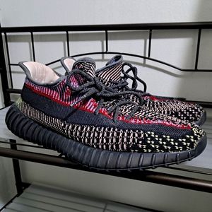 Yeezy 350 Boost v2 'Yecheil - Reflective'